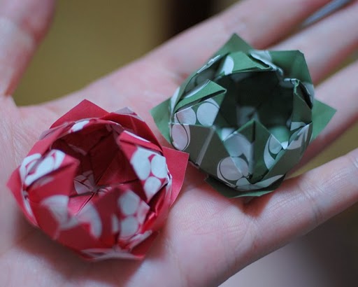 Cómo Hacer una Flor de Origami